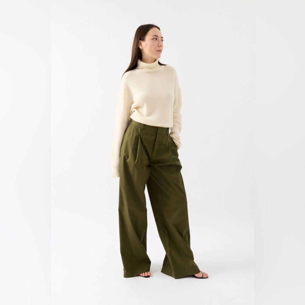 Frame Pleated Wide Leg Pant In Surplus Size 26 B2088